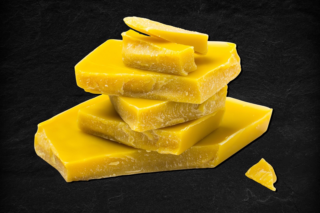 AdobeStock_321300508_wachs_brocken_removebg_klein