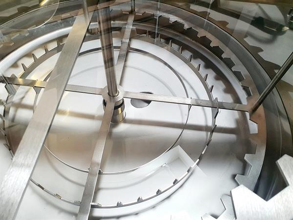 CFM-Radial extractor 20 d./36 sh. frames, Ø85cm, motordrive underneath, fully automatic