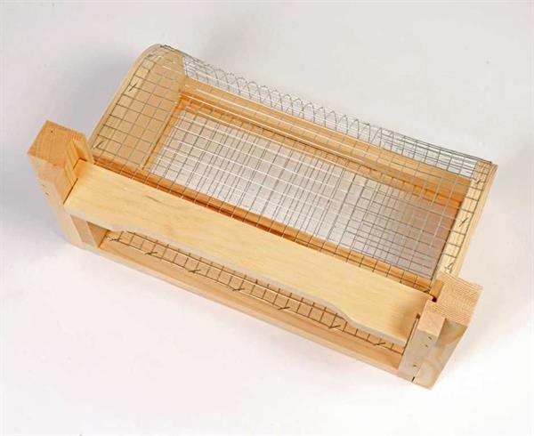 Zander Liebig "Maulkorb" für Zander Liebig Boden als Hornissenschutz