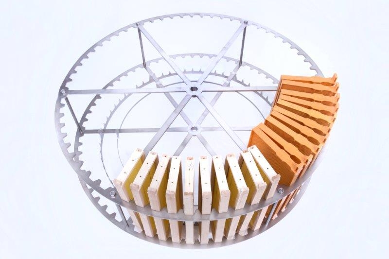 CFM-Radial cage for 60 deep frames up to 48 x 29 cm and frame width up to 40mm, inner Ø 125cm