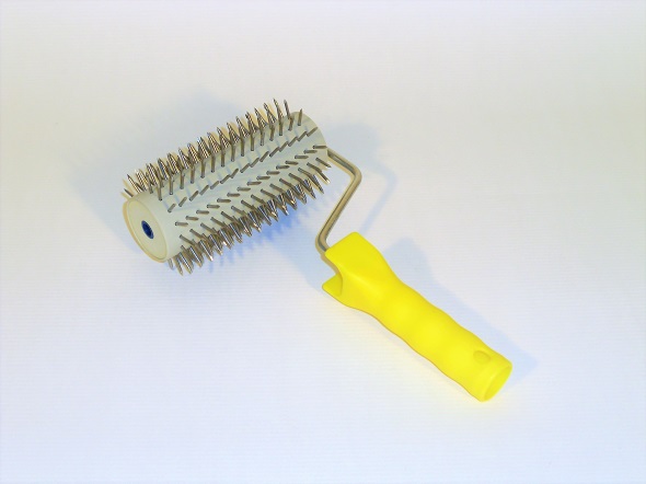 Uncapping roller