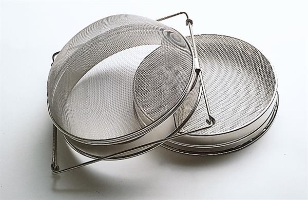 CFM-Doppelsieb Ø ca. 22 cm CFM-Doppelsieb Ø ca. 22 cm