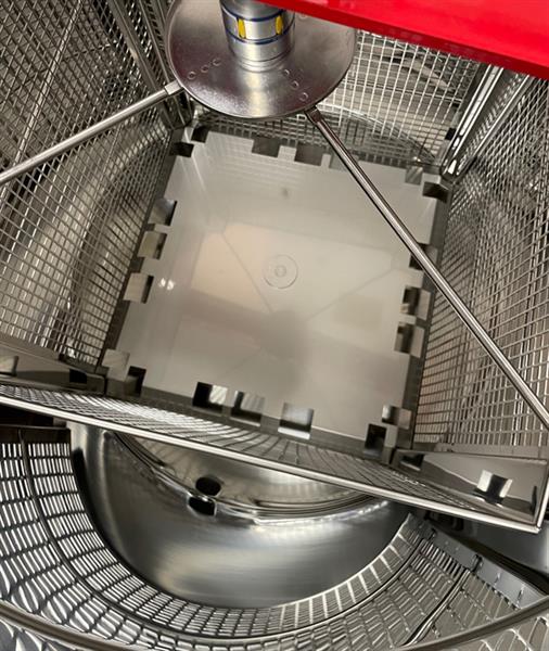 CFM-Tangential extractor Ø 63cm, 4 frames with 110W "extractor witch"