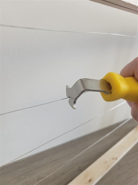 Groove and wire cleaner