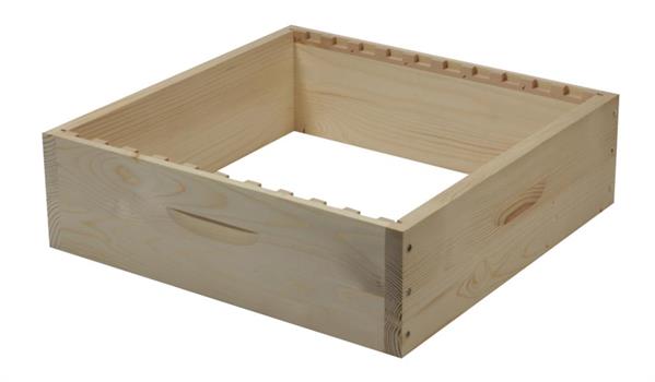 Dadant hive super, Height 150 mm, with wooden spacing rake for frames