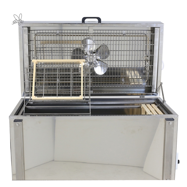 Frame holder for uncapping wax melter