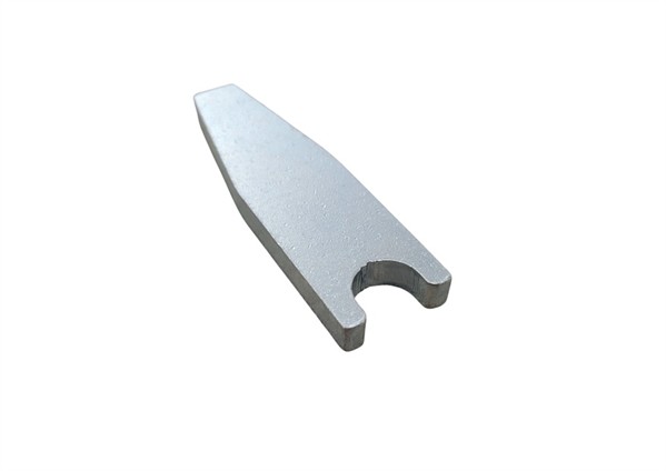 Tool for nailing distance brackets