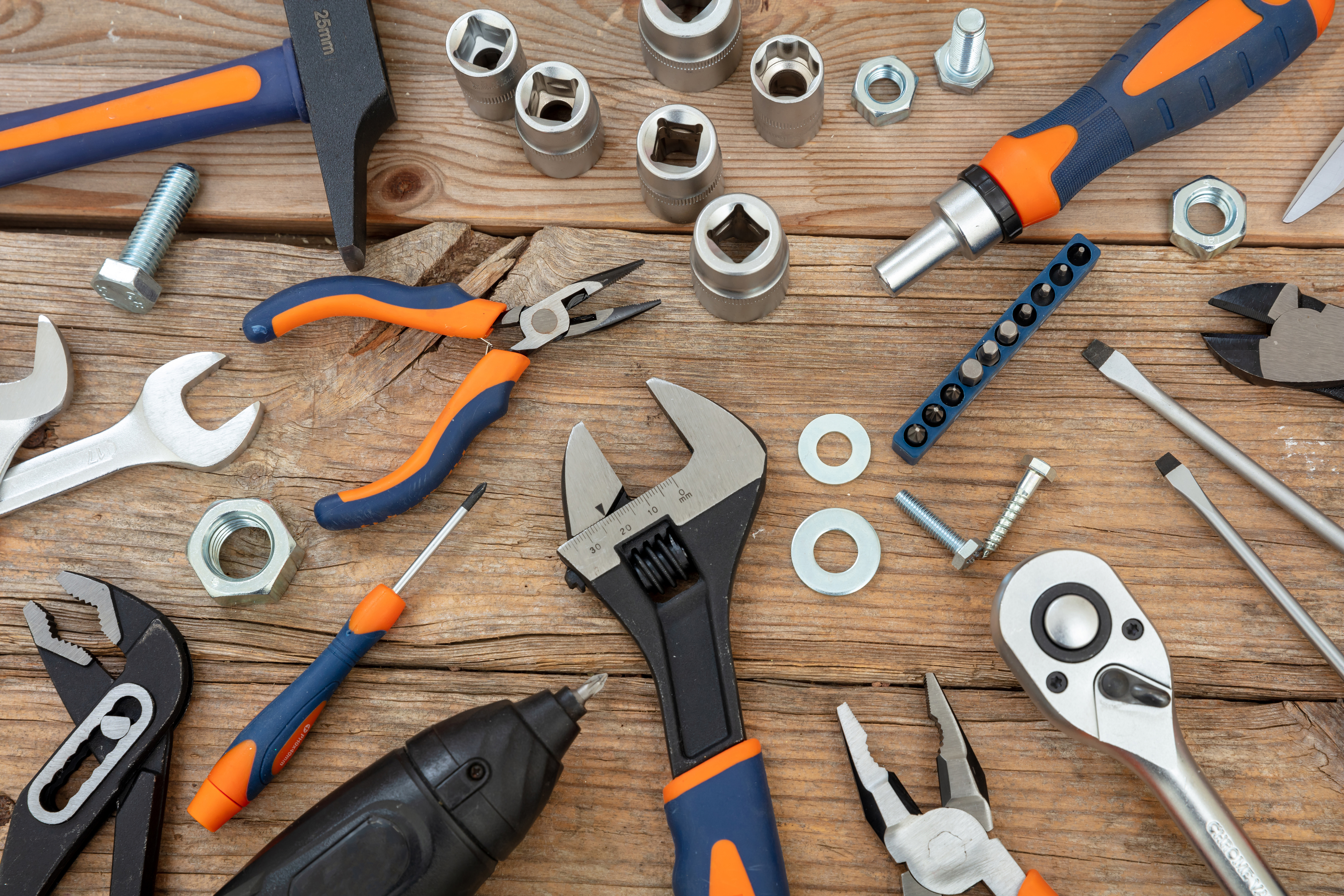 AdobeStock_483625981_wartung_maintenance